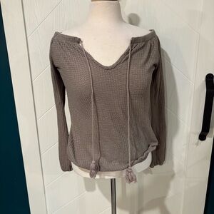 Wishlight Small Off‎ Shoulder Waffle Knit Top with Tassels
